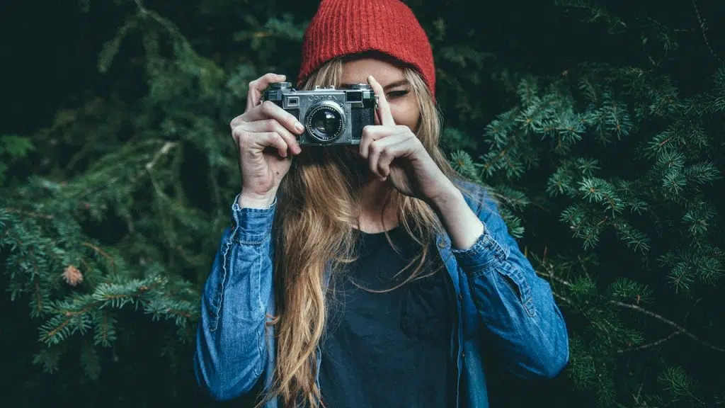 Photographe de mariage : pourquoi devriez-vous contacter un professionnel lors de votre événement ?