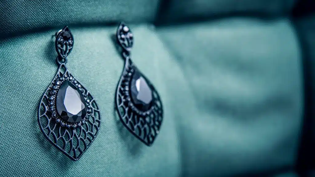 Pourquoi acheter des bijoux symboliques sur une plateforme spécialisée ?