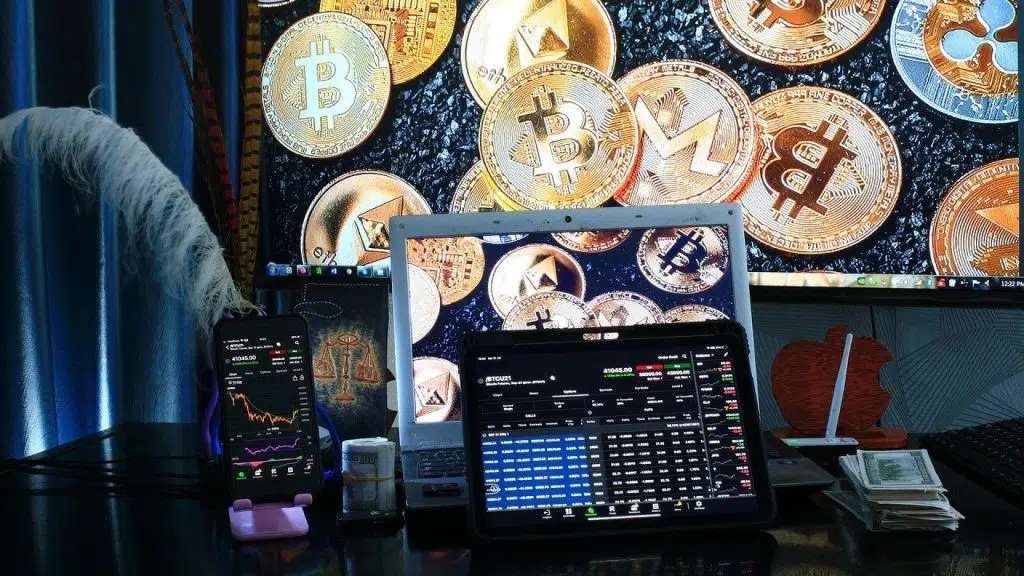 Quelles informations sont présentes sur les blogs dédiés aux cryptomonnaies ?